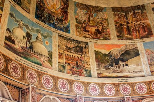 Buddhas Erleuchtung im Seehafen von Colombo, die Sambodhi Chaitiya Stupa