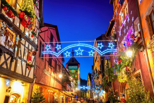 Classées parmi les Plus Beaux Villages de France, ces 5 communes regorgent de magie et de féerie à l'époque de Noël ! A visiter au moins une fois