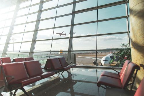 Ce pays proche de la France a prévu de peser ses passagers avant chaque vol ! 