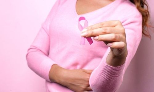 Soins gratuits, réductions, accès spa… pendant un mois ces hôtels proposent des offres en soutien à la campagne Octobre Rose