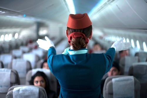Ces mythes autour des voyages en avion sont-ils vrais ? Une hôtesse de l'air répond