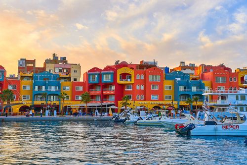 3 days to visit Hurghada: the marina, the desert and the Red Sea seabed