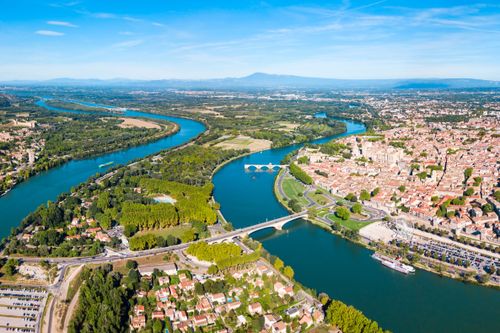 Qualité de vie, accès à la santé, facilité d'emploi... 9 villes en France où il fait bon vivre