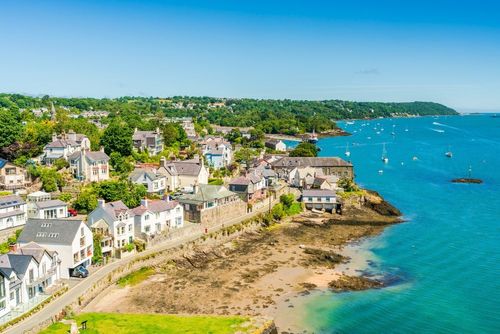 Vous ne devinerez jamais dans quel pays se trouve cette île aux airs paradisiaques ! (Ce n'est pas bien loin de la France)