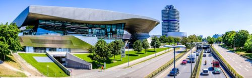 Eine Zeitreise durch die Geschichte der Mobilität im BMW-Museum in München 