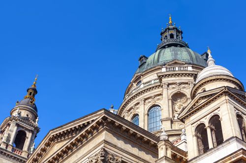 Die Basilika von Saint-Etienne, der höchste Berg der Welt