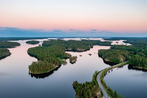 La nature finlandaise n’a pas fini de nous impressionner, voici les merveilles que vous pourriez rencontrer ! 
