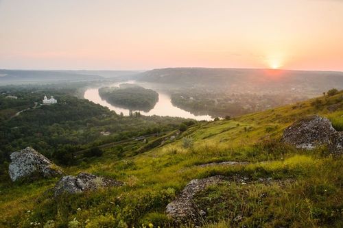 Ce splendide pays à 3h de la France est l’un des moins visités et des moins chers d’Europe (à découvrir avant tout le monde !)