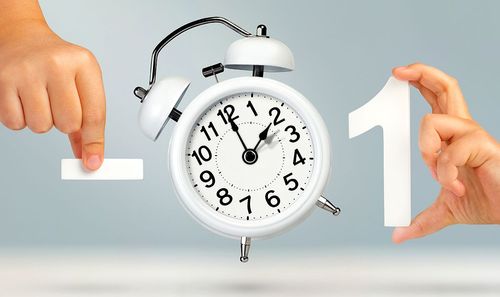 Attention, si vous partez en train ou avion ce week-end de Pâques, on change d'heure !