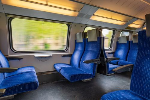WePost permet aux voyageurs en train d’économiser de l’argent en transportant des colis