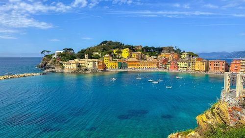 À la découverte des plages et criques secrètes de Gênes
