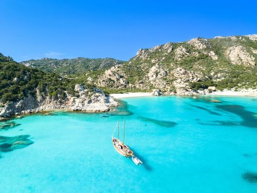 On a repéré ce bon plan : partez en Sardaigne pour 8 jours en résidence littorale avec vols inclus à partir de 389 € seulement !