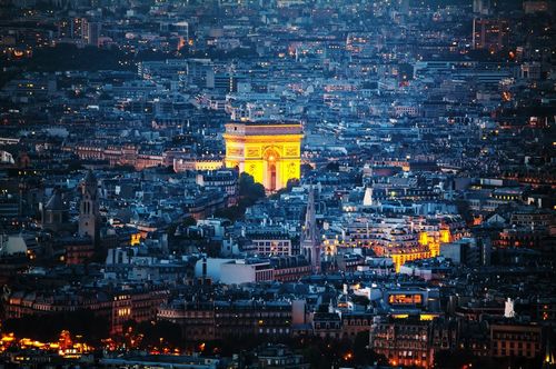 Saviez-vous qu'il existe 4 arcs de triomphe à Paris ? Voici où les trouver si vous êtes de passage dans la capitale pour les vacances de la Toussaint