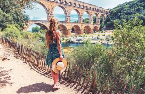 Voyager seul(e) en France : comment s'organiser ? où partir ? On vous dit tout !