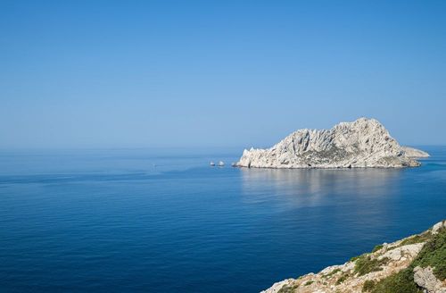 Près de Marseille, les Sardinades de Port-de-Bouc sont de retour ! Une fête conviviale qui a lieu tous les soirs d'été et à vivre au moins une fois