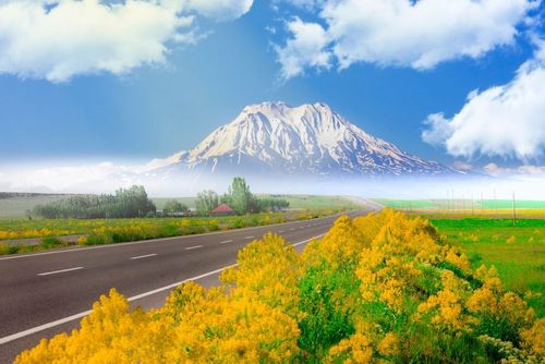 Il n'y a pas que l'Everest ! Voici 5 montagnes qui font partie des plus belles et des plus impressionnantes au monde