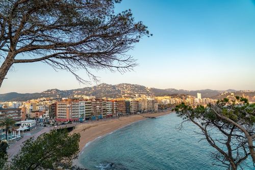 On a repéré ce bon plan pour la Costa Brava : partez à Lloret de Mar pour 6 jours, avec le vol et l’hôtel en demi-pension à partir de 253 euros !