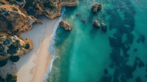 Vous partez en Algarve cet été ? Voici 4 plages à ne (surtout) pas manquer !