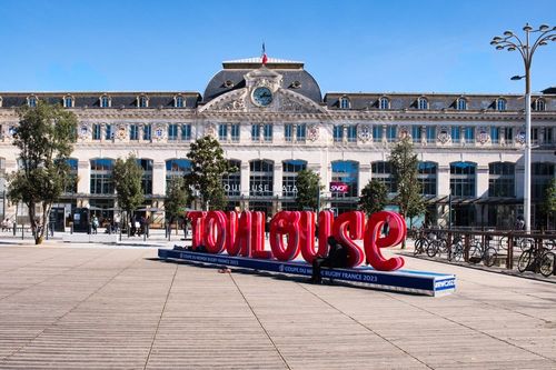 Bucoliques, artistiques ou classées à l’UNESCO, voici 5 cités de caractère à rejoindre en moins de 2 heures de train depuis Toulouse !