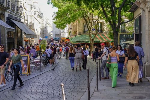 Ce dimanche 28 septembre, Paris est interdite aux véhicules motorisés : l’occasion de redécouvrir la capitale à pieds !
