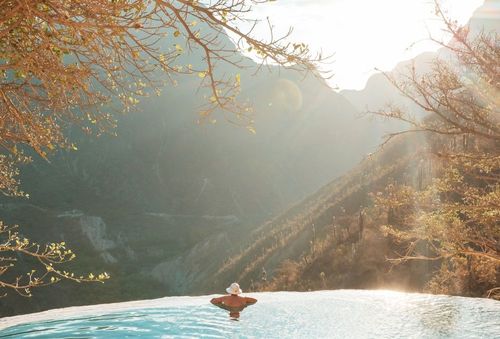 Le froid s'est installé en France : cet hiver, réchauffez-vous dans les plus belles sources d'eau chaude du monde