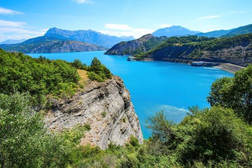 Trop de monde à la plage ? Voici 10 raisons de préférer la montagne en été ! 