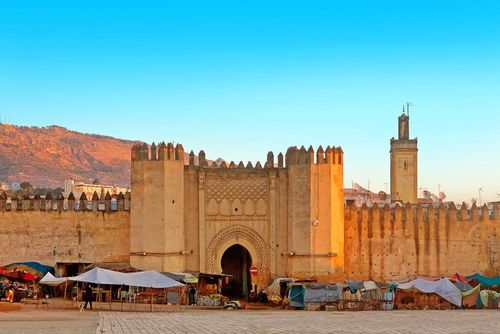 Cette ville marocaine (accessible en vol direct depuis la France) est un véritable labyrinthe qui regorge de merveilles 