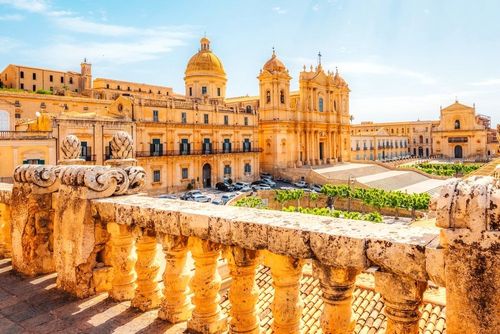 Oubliez Palerme : pour vos vacances de la Toussaint, découvrez Noto, joyau baroque inscrit au patrimoine mondial de l’UNESCO