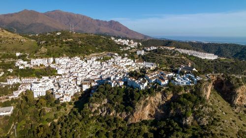 Ces trois villages blancs méconnus se trouvent en Andalousie !