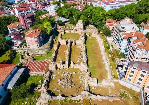 Les trésors enfouis : découverte des ruines romaines de Varna