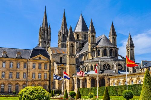 Cette ville de Normandie qui va fêter ses 1000 ans vient d’être classée parmi les 25 destinations du monde à visiter en 2025 !