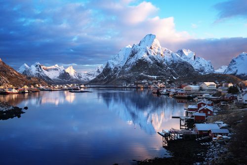 Pas besoin de partir à l'autre bout du monde pour admirer des paysages à couper le souffle ! 5 sites impressionnants à découvrir à quelques heures de la France 