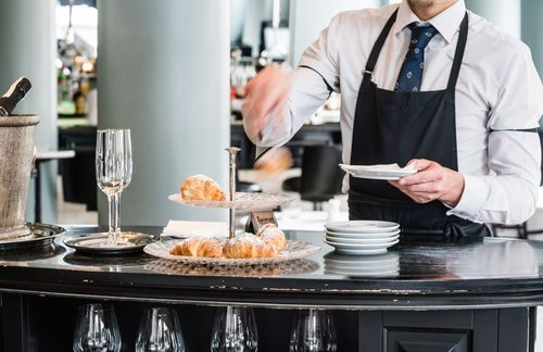 Après plus de 10 ans d’absence, la mythique course des garçons de cafés aura lieu à Paris ce week-end !