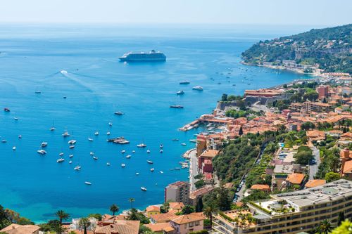 Jet-skiing, flyboarding and diving: thrills guaranteed in Nice