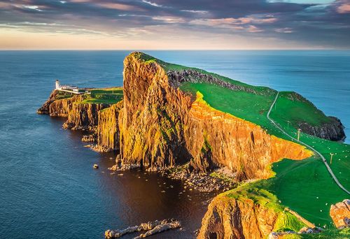 Vous êtes en vacances sur la côte écossaise ? Alors ne manquez pas les plus beaux phares d'Écosse