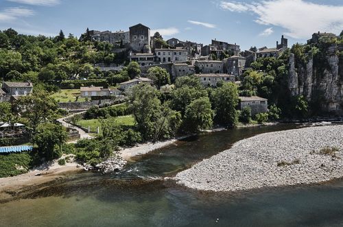 Ardèche : les 5 plus beaux villages à visiter pendant les vacances