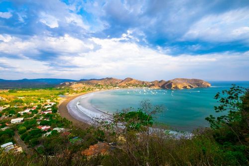 Après le Costa Rica, découvrez ce superbe pays d'Amérique centrale ! Tout aussi beau, il est encore ignoré des touristes