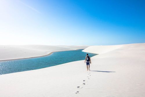 Découvrez ces paysages brésiliens à couper le souffle, entre désert blanc et oasis d’eau douce